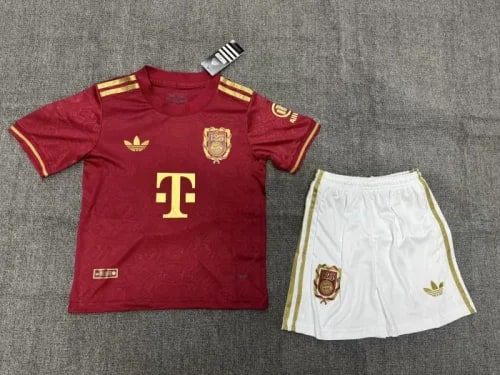 Bayern Munich 125th Anniversary Kids Suit 25/26 - CP體育用品公司