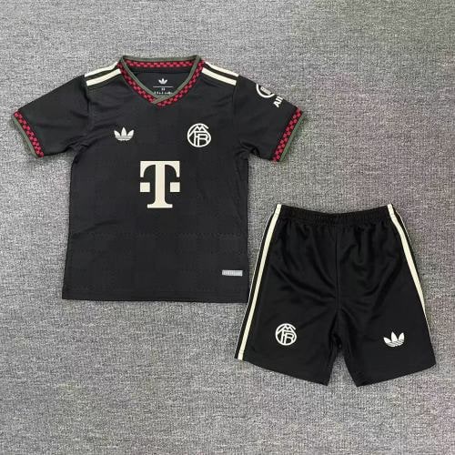 Bayern Munich Champions League Kids Suit 25/26 - CP體育用品公司