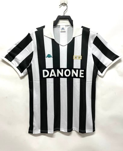 Juventus Home Retro Jersey 1992/94 - 廣州天河萬豪體育用品公司