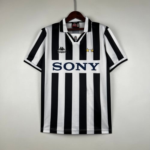 Juventus Home Retro Jersey 1995/96 - 廣州天河萬豪體育用品公司